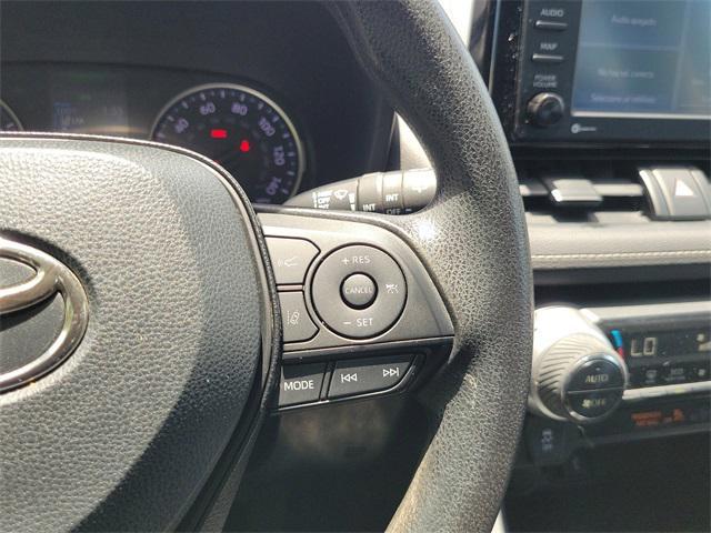 Photo of 2020 Blue Toyota RAV4