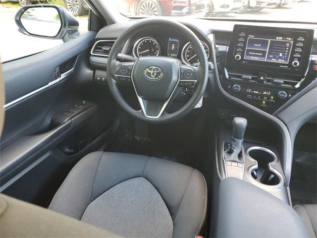 Photo of 2023 Ice Cap Toyota Camry