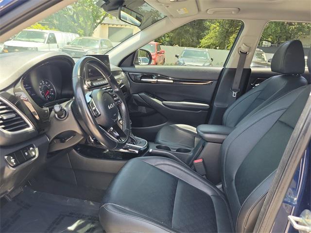Photo of 2022 Dark Ocean Blue Kia Seltos