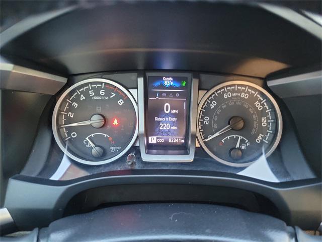 Photo of 2021 Super White Toyota Tacoma