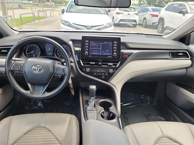 Photo of 2023 Ice Cap Toyota Camry