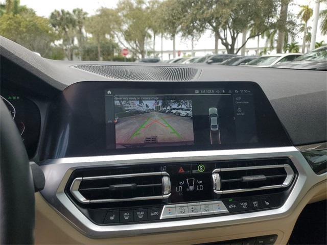 Photo of 2022 Jet Black BMW 330