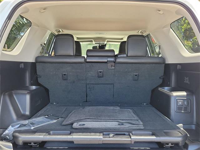 Photo of 2020 Blizzard Pearl Toyota 4Runner