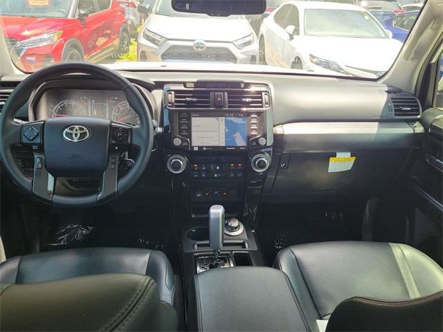 Photo of 2020 Blizzard Pearl Toyota 4Runner