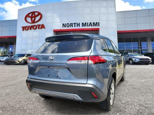 Photo of 2024 Blue Toyota Corolla Cross