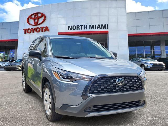 Photo of 2024 Blue Toyota Corolla Cross