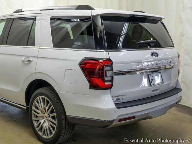 Photo of 2023 OXFORD WHITE Ford Expedition