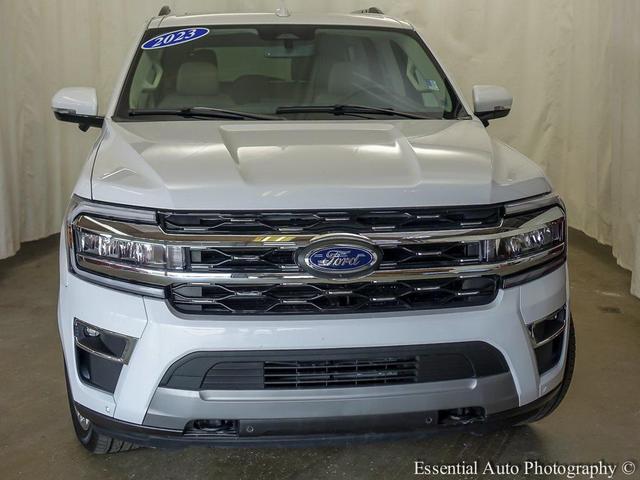 Photo of 2023 OXFORD WHITE Ford Expedition