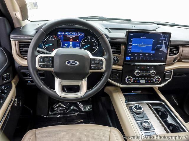 Photo of 2023 OXFORD WHITE Ford Expedition