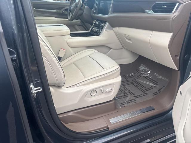 Photo of 2021 Hunter Metallic GMC Yukon