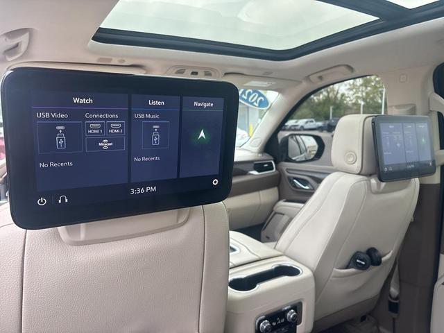 Photo of 2021 Hunter Metallic GMC Yukon