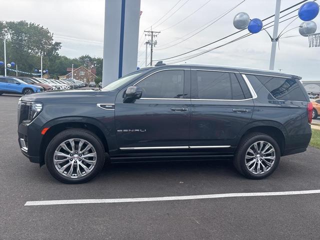 Photo of 2021 Hunter Metallic GMC Yukon