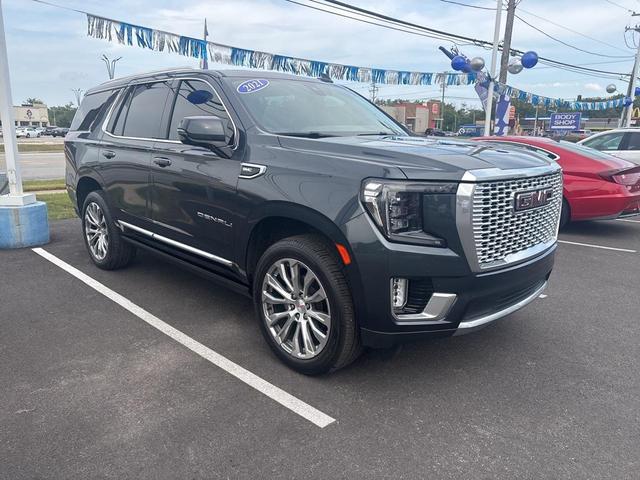 Photo of 2021 Hunter Metallic GMC Yukon