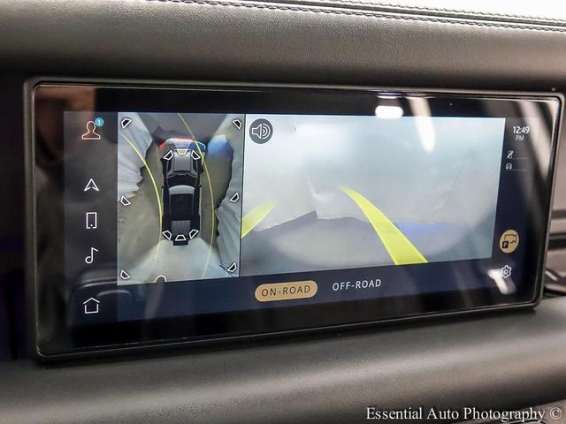 Photo of 2021 White Land Rover Defender