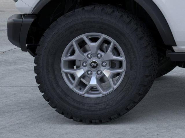 Photo of 2025 OXFORD WHITE Ford Bronco