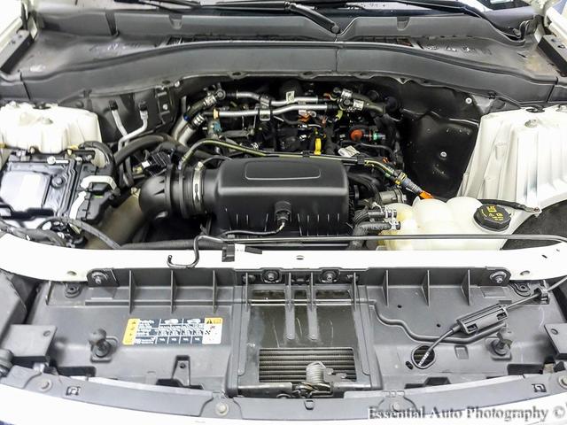 Photo of 2021 STAR WHITE MET TRI-COAT Ford Explorer