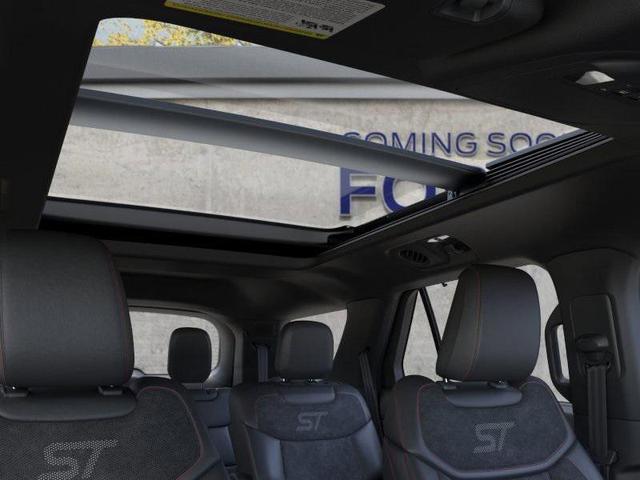 Photo of 2025 AGATE BLACK METALLIC Ford Explorer
