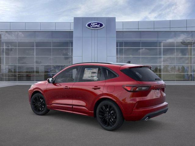 Photo of 2025 RAPID RED MET TINTED CC Ford Escape