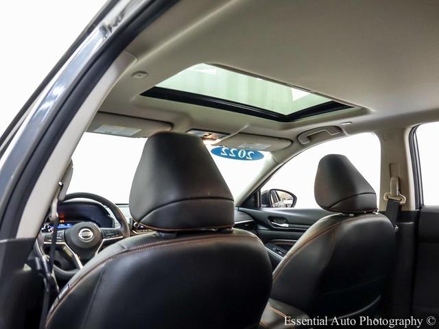 Photo of 2022 Gun Metallic Nissan Altima