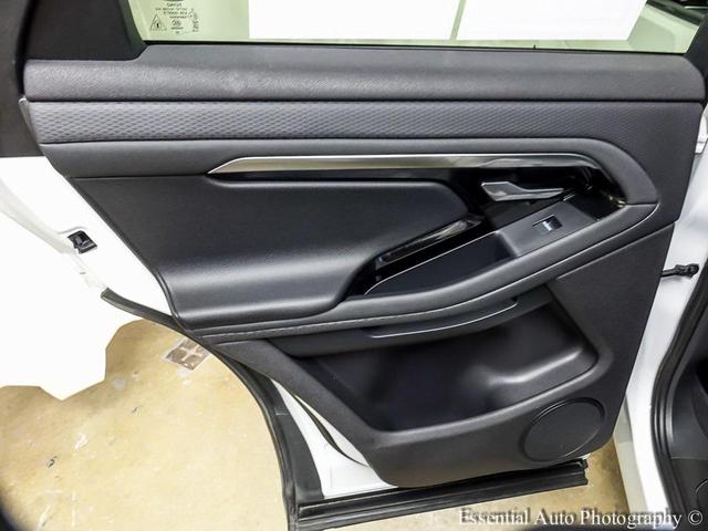Photo of 2020 White Land Rover Range Rover Evoque