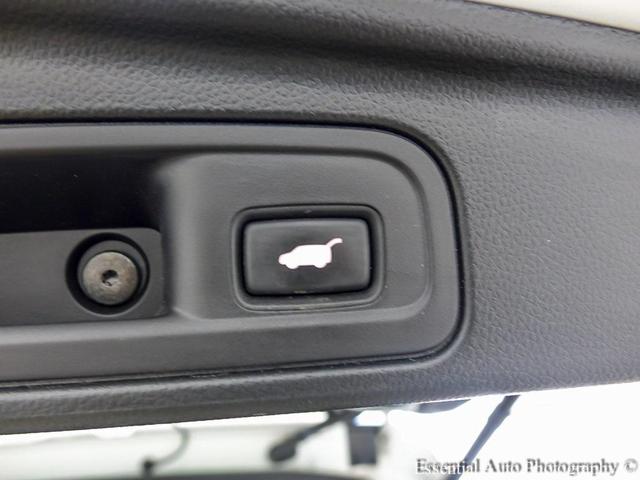 Photo of 2022 Platinum White Pearl Honda Pilot