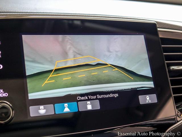 Photo of 2022 Platinum White Pearl Honda Pilot