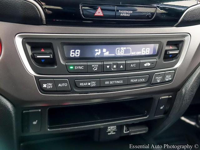 Photo of 2022 Platinum White Pearl Honda Pilot