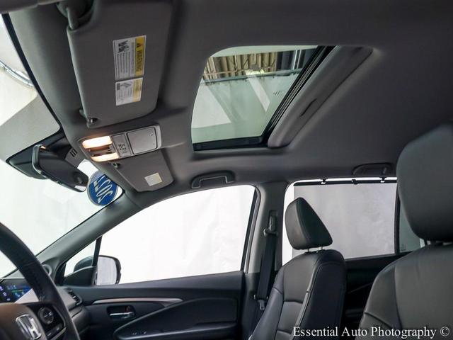 Photo of 2022 Platinum White Pearl Honda Pilot