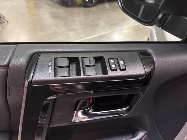 Photo of 2022 Classic Silver Metallic Toyota 4Runner