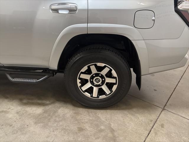 Photo of 2022 Classic Silver Metallic Toyota 4Runner