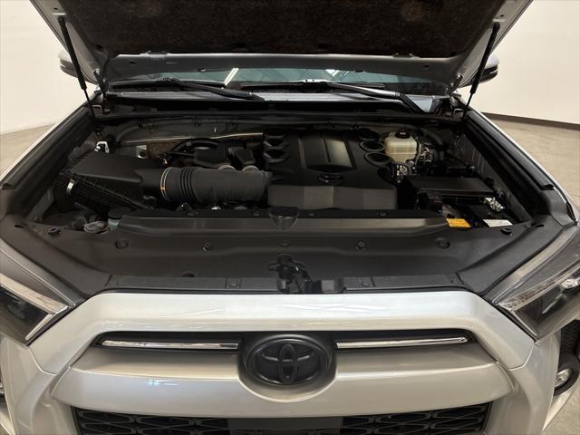 Photo of 2022 Classic Silver Metallic Toyota 4Runner
