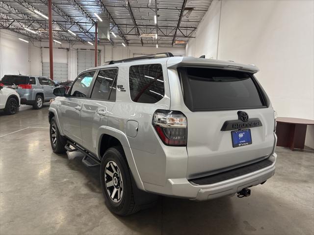 Photo of 2022 Classic Silver Metallic Toyota 4Runner