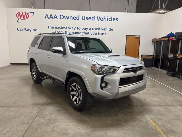 Photo of 2022 Classic Silver Metallic Toyota 4Runner