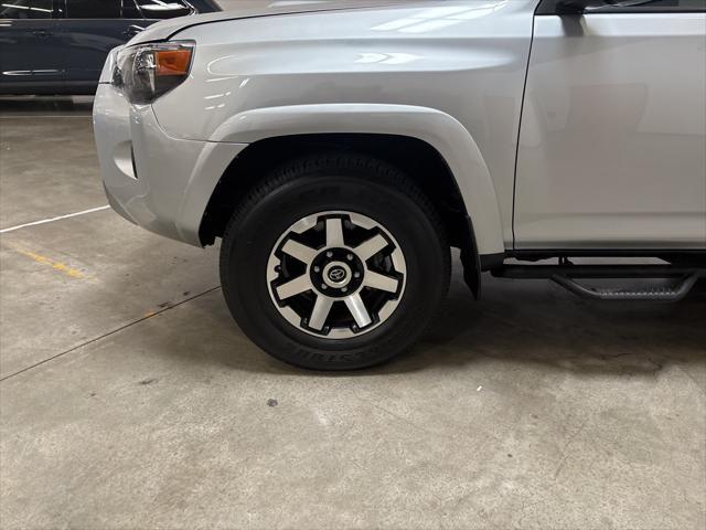 Photo of 2022 Classic Silver Metallic Toyota 4Runner
