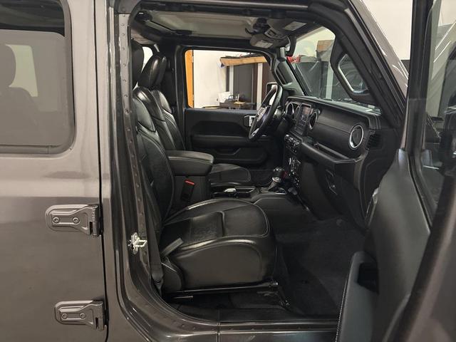 Photo of 2022 Granite Crystal Metallic Clearcoat Jeep Wrangler Unlimited 4xe