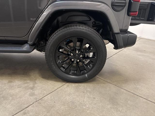 Photo of 2022 Granite Crystal Metallic Clearcoat Jeep Wrangler Unlimited 4xe
