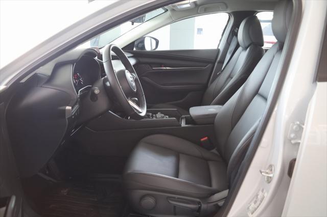 Photo of 2025 Ceramic Metallic Mazda Mazda3