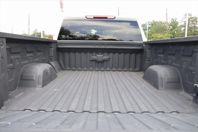 Photo of 2023 Summit White Chevrolet Silverado 1500