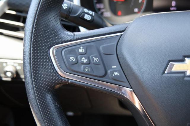 Photo of 2024 Summit White Chevrolet Malibu