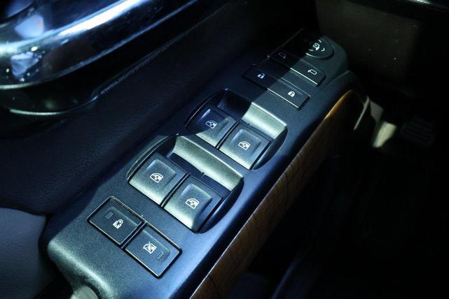Photo of 2015 Onyx Black GMC Sierra 1500