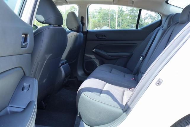 Photo of 2025 Pearl White Tricoat Nissan Altima