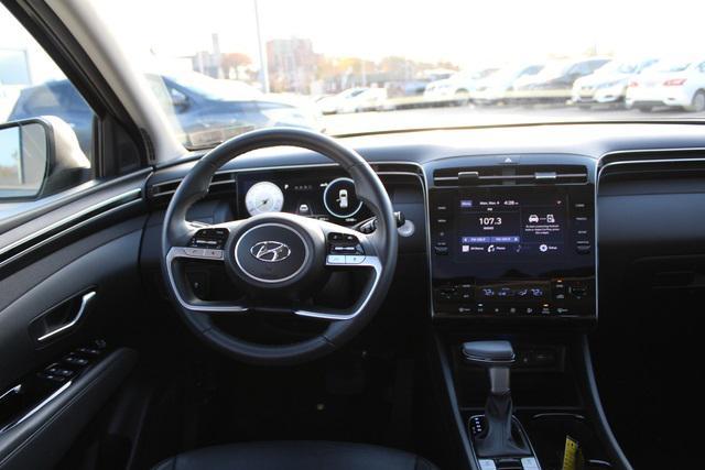 Photo of 2022 Amazon Gray Hyundai TUCSON