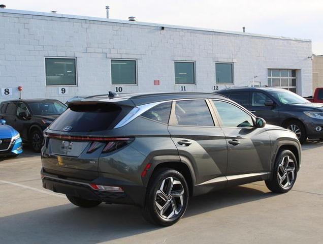 Photo of 2022 Amazon Gray Hyundai TUCSON