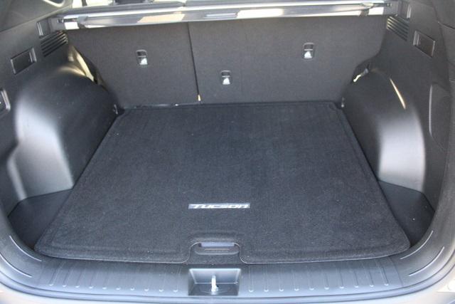 Photo of 2022 Amazon Gray Hyundai TUCSON