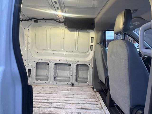 Photo of 2017 Oxford White Ford Transit-250