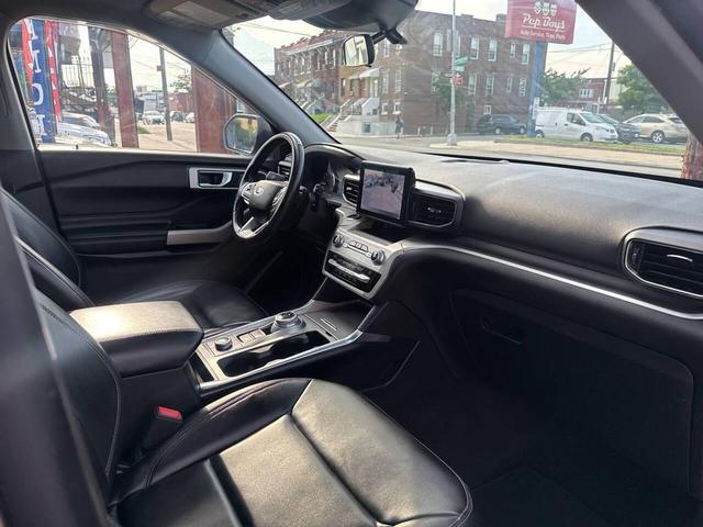 Photo of 2021 Brown Ford Explorer