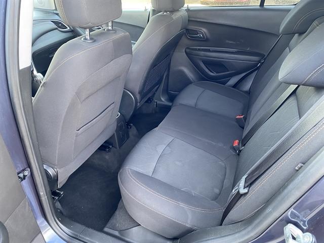 Photo of 2018 Storm Blue Metallic Chevrolet Trax
