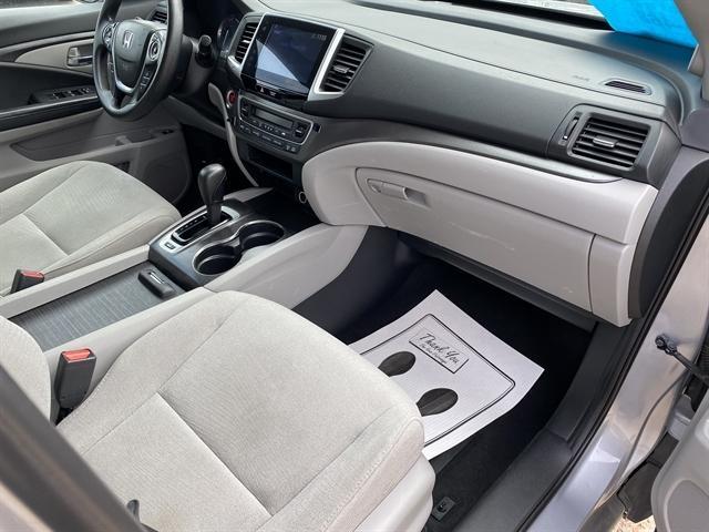 Photo of 2016 Modern Steel Metallic Honda Pilot