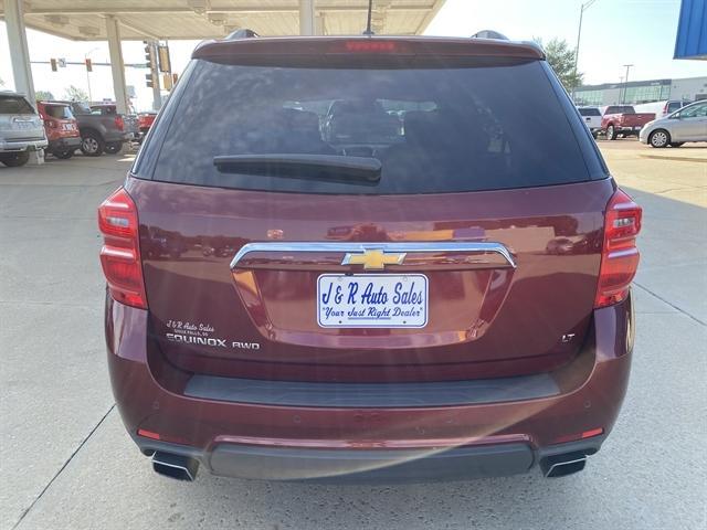 Photo of 2017 Siren Red Tintcoat Chevrolet Equinox