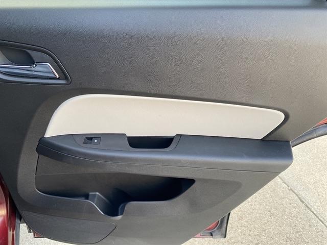Photo of 2017 Siren Red Tintcoat Chevrolet Equinox